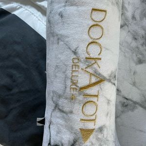 Dockatot deluxe